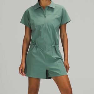 Lululemon stretch, rib pocketed romper, size 0